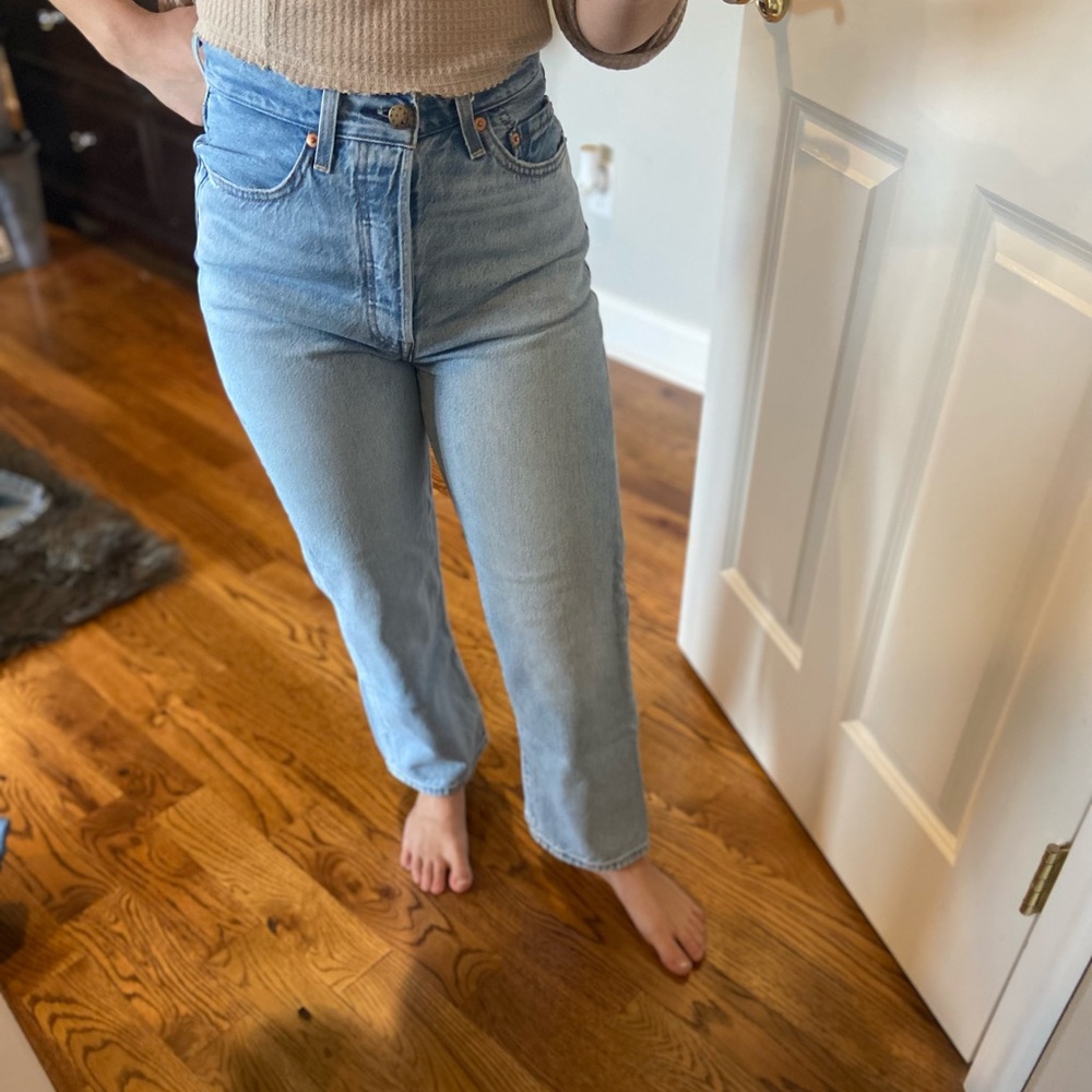 Levi’s ribcage straight women’s jean